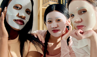 Trois femmes portant le Masque Collagène PDRN Pink — un moment de soin pour une peau hydratée, repulpée et lumineuse